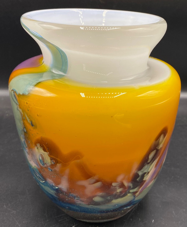 BLOWN GLASS VASE