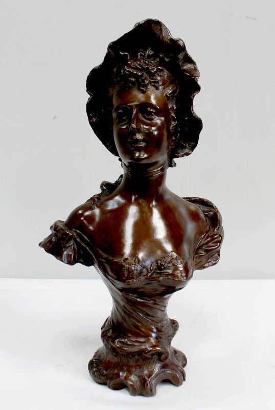 Bronze « Femme au Chapeau » de Meslais – Début XXe