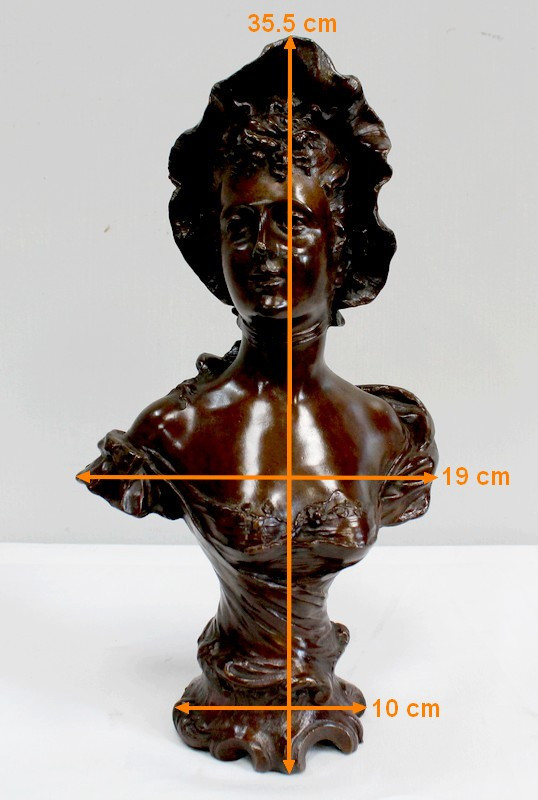 Bronze « Femme au Chapeau » de Meslais – Début XXe