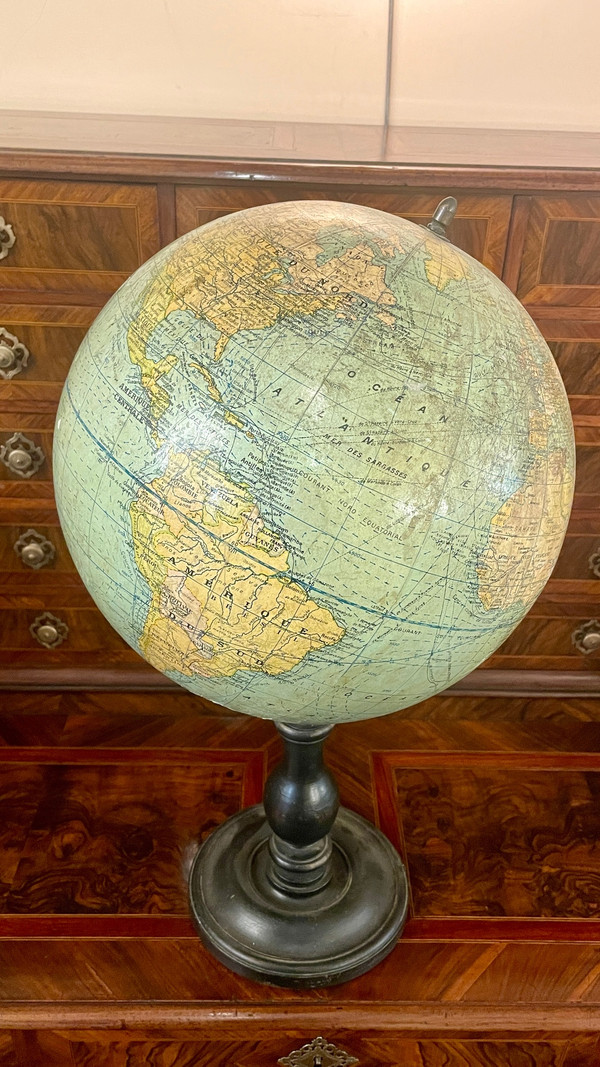 Terrestrial Globe G. Thomas, Between 1925 and 1935