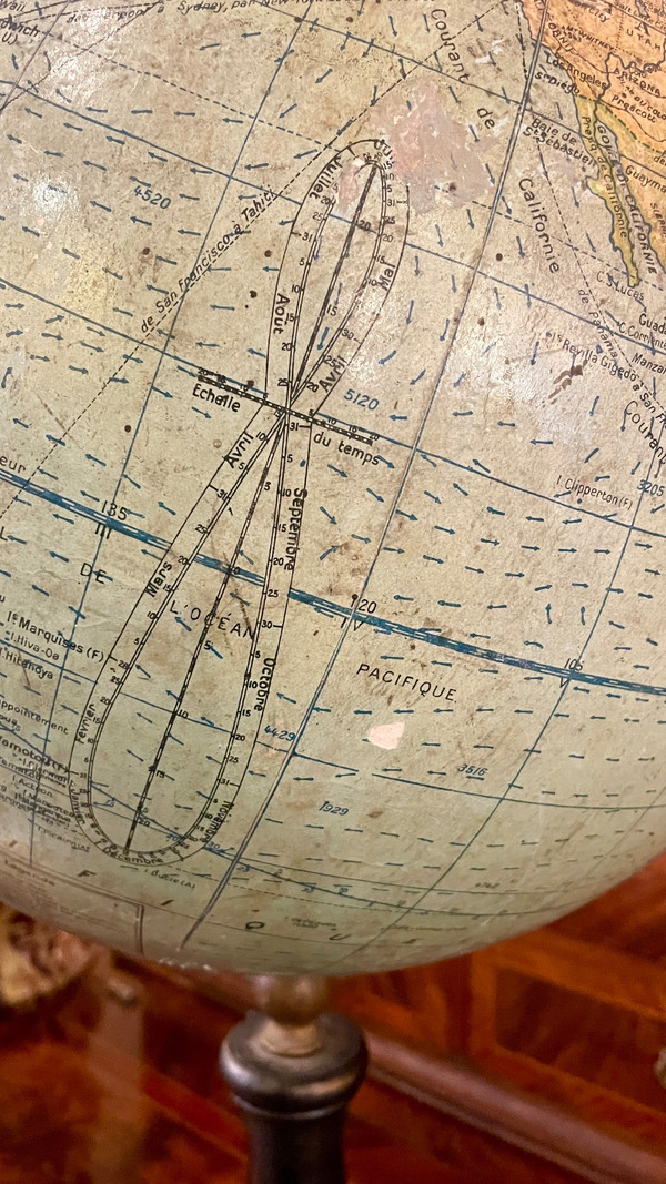 Terrestrial Globe G. Thomas, Between 1925 and 1935