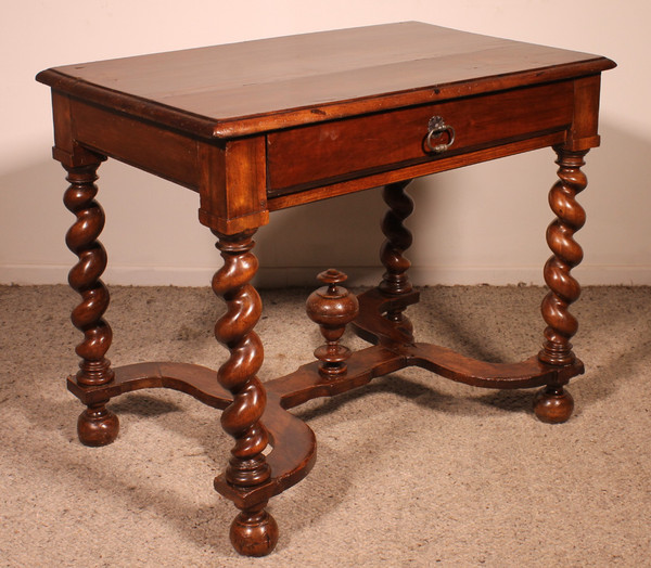 Louis XIII Table In Walnut -17th Century