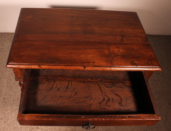 Louis XIII Table In Walnut -17th Century