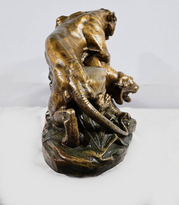 Bronze group "Combat de Tigres", signed E. Drouot - Late 19th century