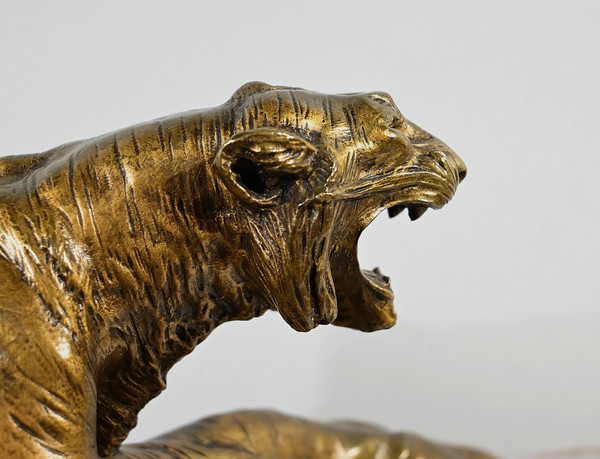 Bronze group "Combat de Tigres", signed E. Drouot - Late 19th century