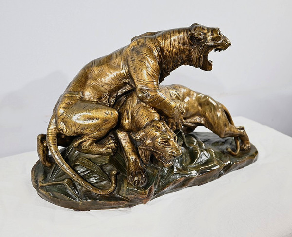 Bronze group "Combat de Tigres", signed E. Drouot - Late 19th century