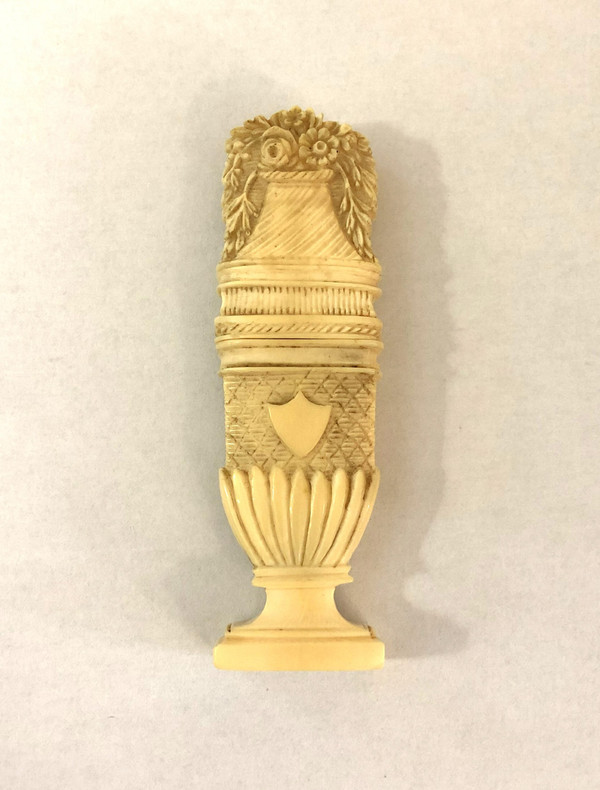 Antique needle case in carved ivory depicting a flower pot 18th - 19th century