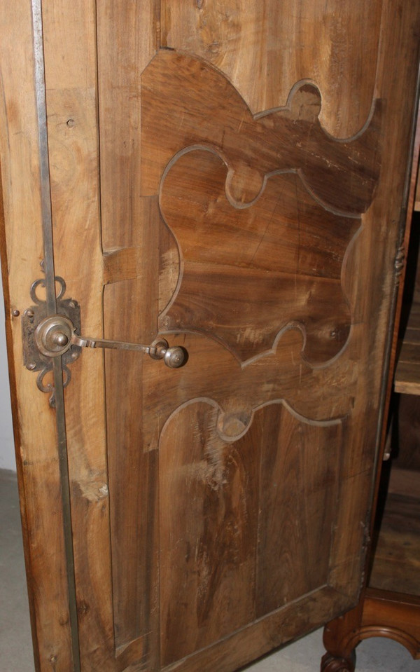 Armoire Charolaise En Noyer Début XIX