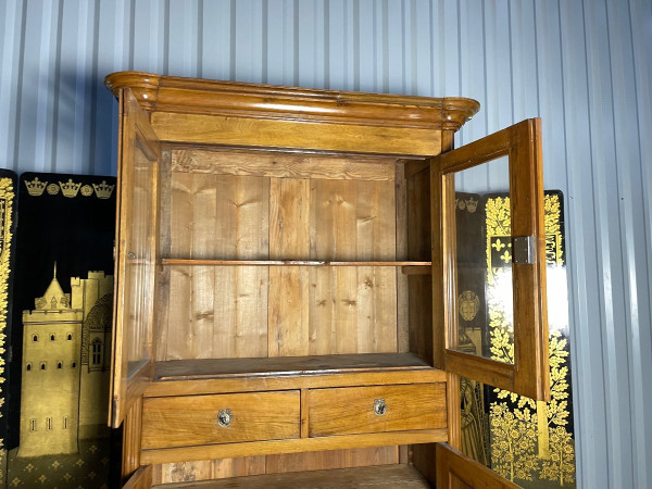 High Buffet / Schrank Louis XVI Epoche In Nussbaum Blond