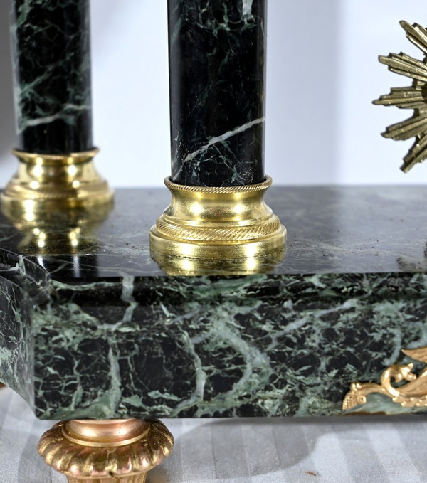 Important Regula and Marble Mantel Insert - Late 19th century