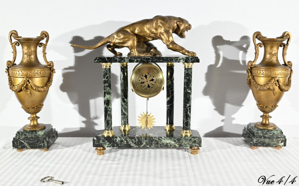 Important Regula and Marble Mantel Insert - Late 19th century