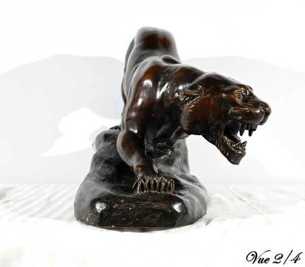 Tiger on the prowl" terracotta sculpture, signed T.Cartier - Early 20th century