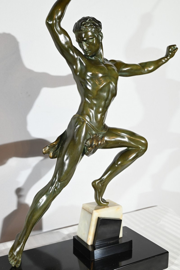 Bronzo "Caccia all'aquila", firmato J.de Roncourt, Art Déco - 1930