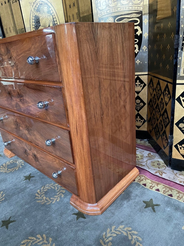 Art Deco chest of drawers