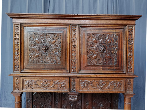 Renaissance sideboard in carved oak