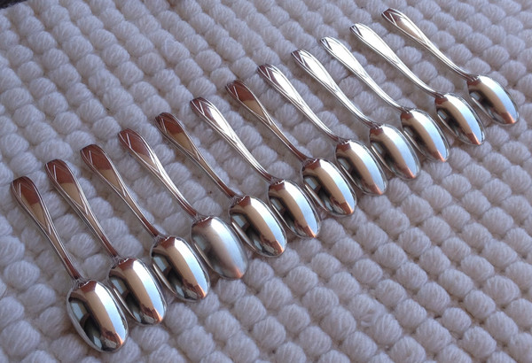 12 teaspoons/mocha in silver metal silversmith S.F.A.M