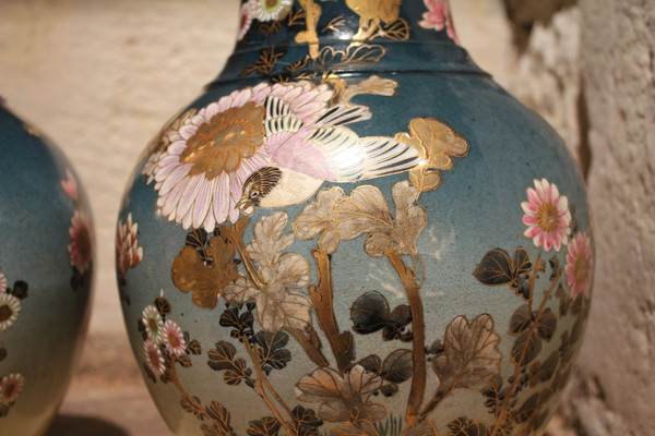 Pair of earthenware vases with blue background of birds and flowers Japan, Satsuma, circa 1900