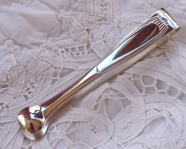 Rare sugar tongs in silver metal model Saigon goldsmith Christofle