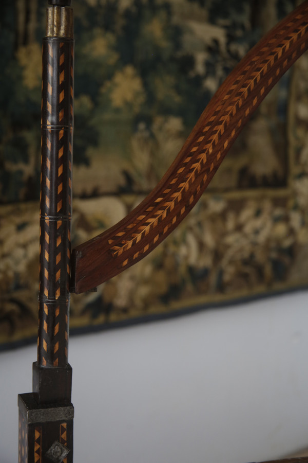 Foldable camp bed in rosewood and marquetry, 18th century.