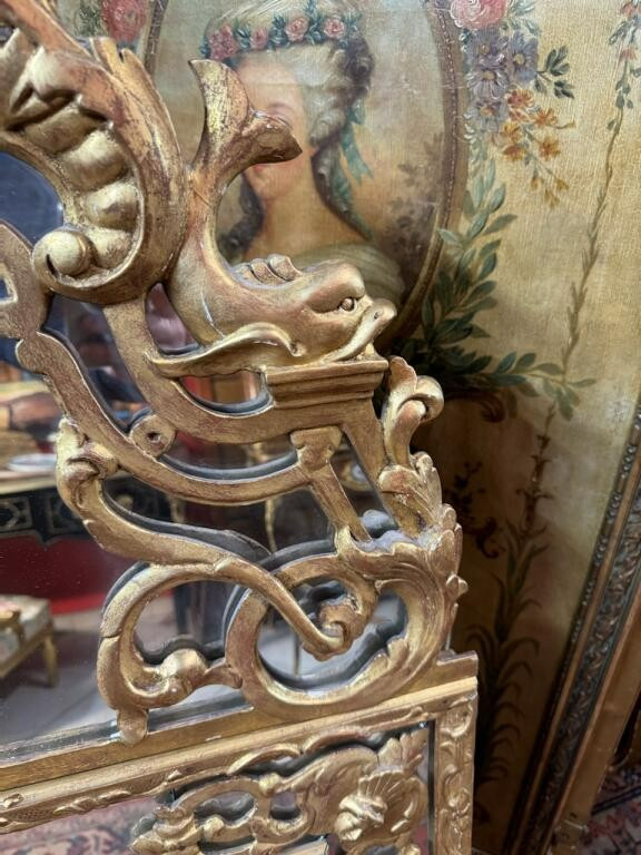 REGENCY STYLE PARCLOSED MIRROR