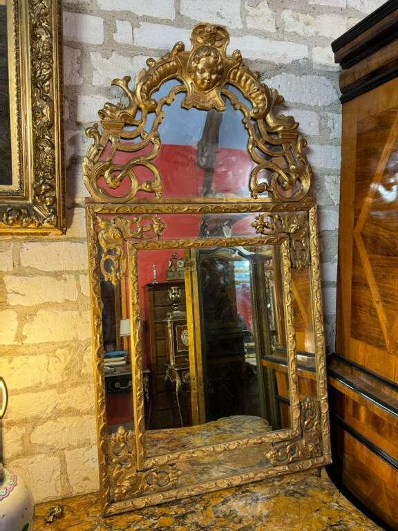 REGENCY STYLE PARCLOSED MIRROR