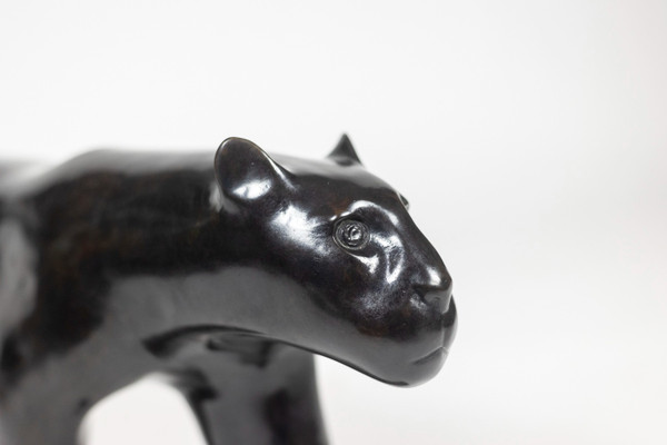 François Pompon. “Large black panther”, bronze, 2006 print.