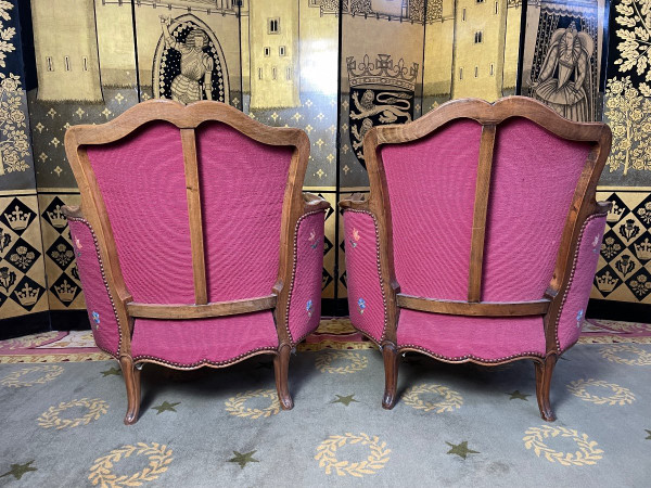 Paire De Fauteuils Bergères De Style Louis XV