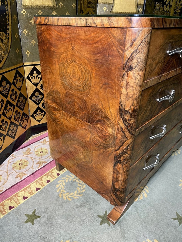 Art Deco period chest of drawers