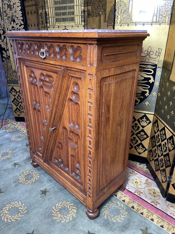 Buffet style Gothique - Renaissance en chêne 1900