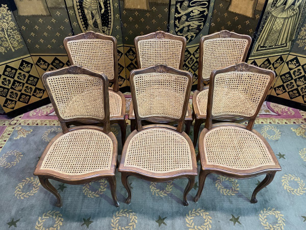 Suite De 6 Chaises De Style Louis XV En Cannage