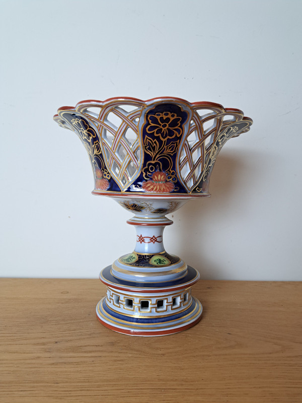 Porcelaine De Bayeux , Coupe Ajouré , XIX°.