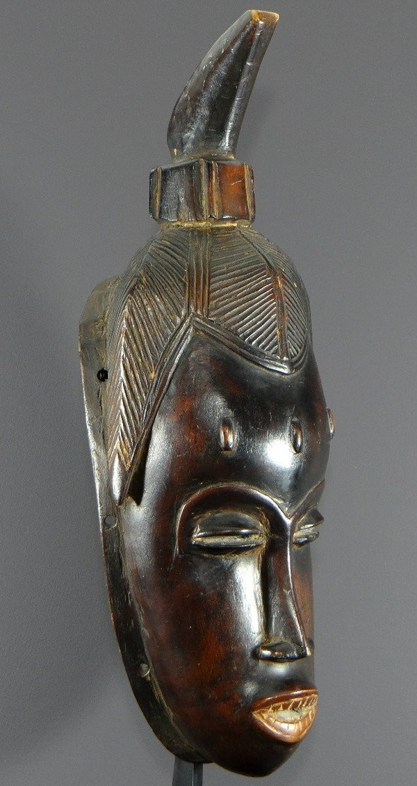 Côte d'Ivoire, Peuple Gouro, Années 1940/1950, Masque Féminin De Danse Gu En Bois Dur.