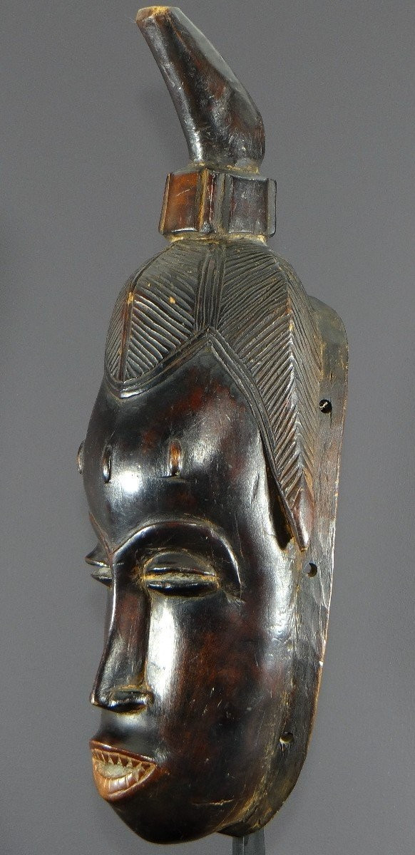 Côte d'Ivoire, Peuple Gouro, Années 1940/1950, Masque Féminin De Danse Gu En Bois Dur.