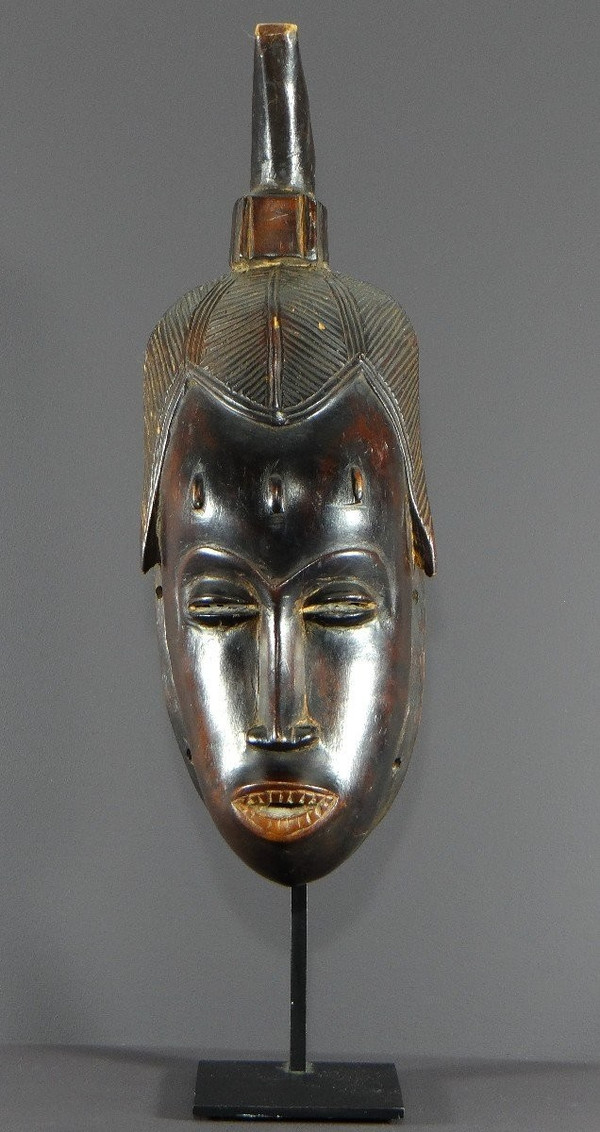 Côte d'Ivoire, Peuple Gouro, Années 1940/1950, Masque Féminin De Danse Gu En Bois Dur.