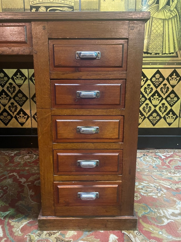 Administrative Oak Pedestal Desk