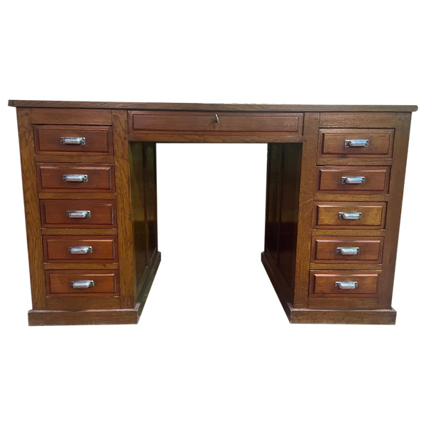 Administrative Oak Pedestal Desk