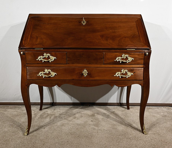 Small Port Desk in Cuban Mahogany, Louis XV – 18th Century