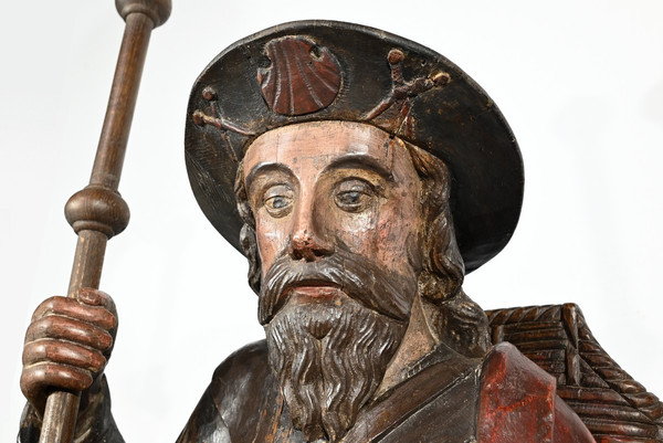 Important Sculpture of Saint James in Polychromed Oak – 18th Century