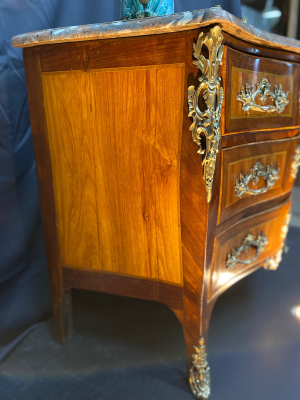 Louis XV chest of drawers from the 18th century stamped