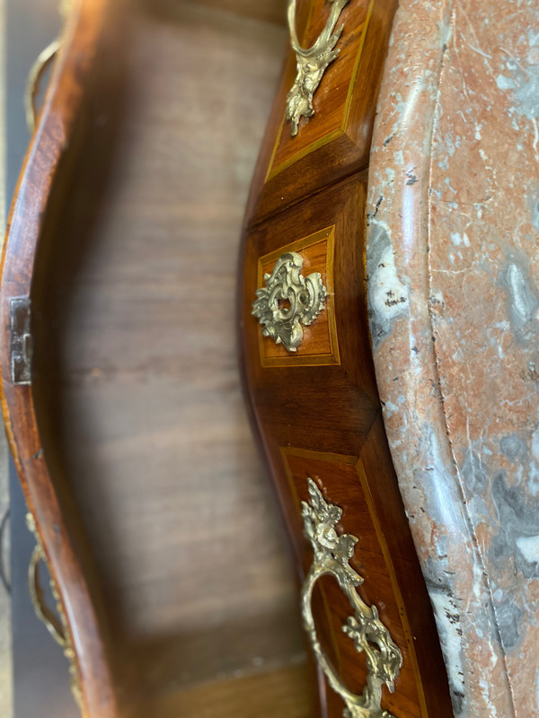 Louis XV chest of drawers from the 18th century stamped