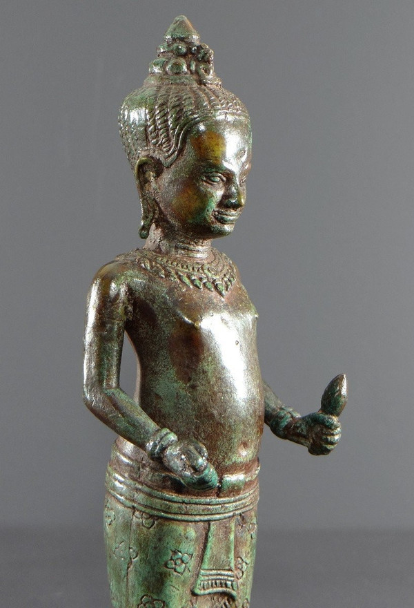 Cambogia, Popolo Khmer, Fine del XIX secolo, Statua di Vishnu in bronzo.