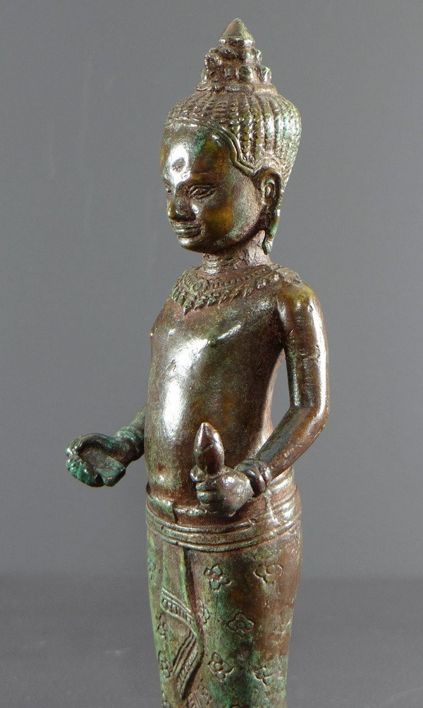 Cambogia, Popolo Khmer, Fine del XIX secolo, Statua di Vishnu in bronzo.