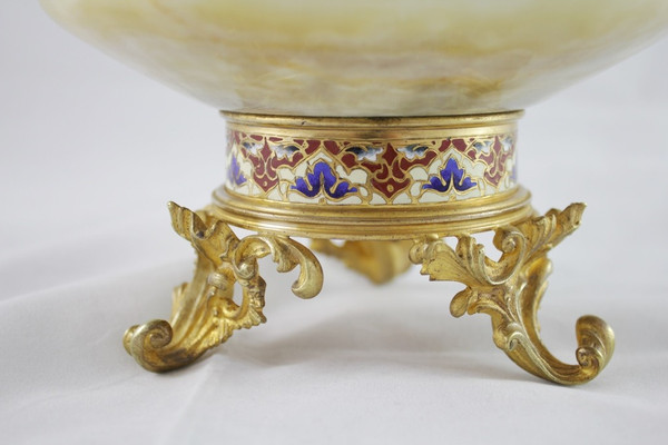 Cup in gilded bronze and cloisonné enamels from the late 19th century, Louis XV style,