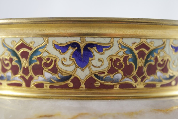 Cup in gilded bronze and cloisonné enamels from the late 19th century, Louis XV style,