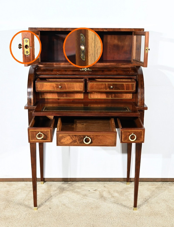 Petit Bureau Bonheur du Jour en Acajou, style Louis XVI/Directoire – Début XXe