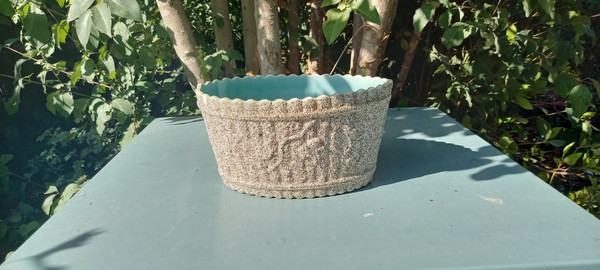 Earthenware planter with slip relief decoration/20th century