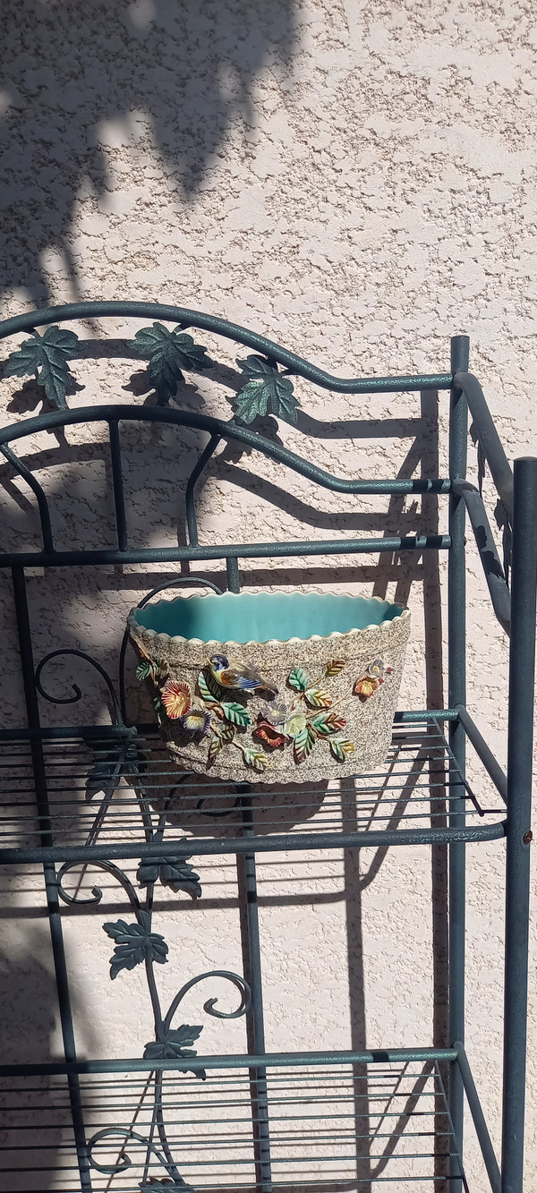 Earthenware planter with slip relief decoration/20th century