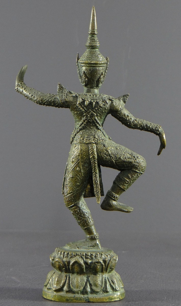 Thailand, frühes 20. Jahrhundert, Bronzestatuette einer traditionellen Tänzerin.