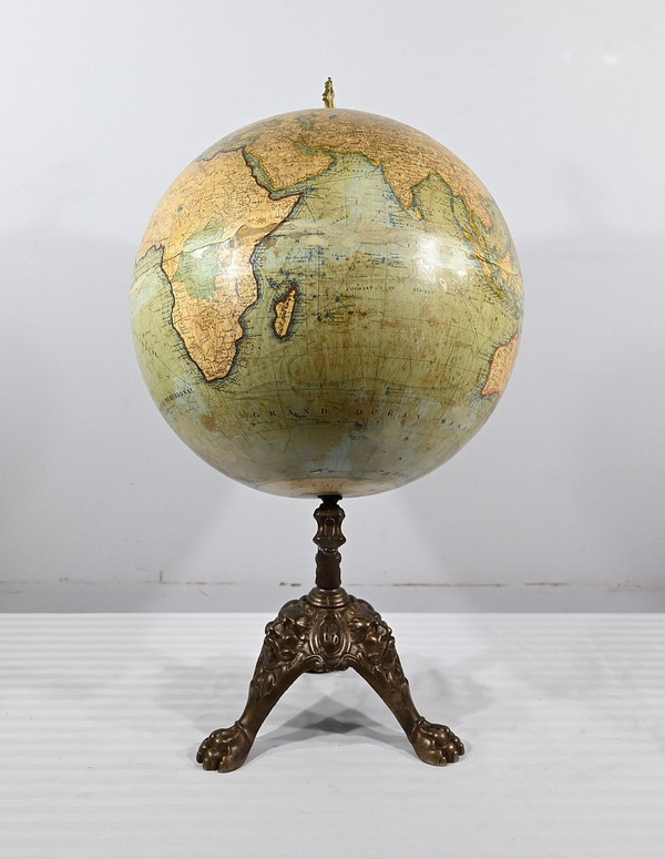 Earth Globe in Lithographed Paper and Cast Iron, J.Lebègue & Cie - Late 19th century