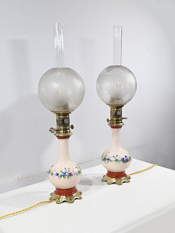 Pair of Porcelain Oil Lamps, electrified - Late 19th century